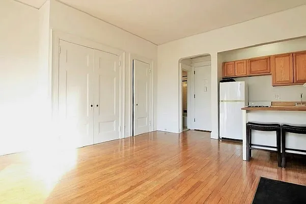 Rented by Balass Ralph, LREB | media 19