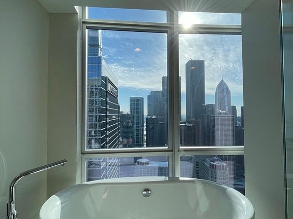 5th image of 455 N Park Dr #4605