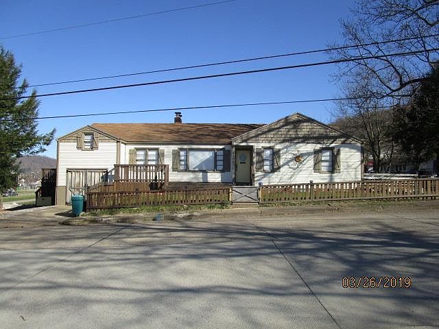 1st image of 1100 Russell Ave
