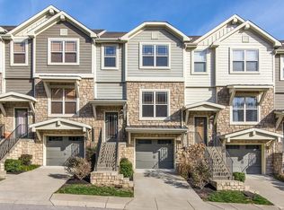 1056 Woodbury Falls Dr, Nashville, TN 37221