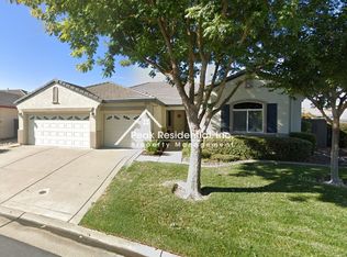 2812 Robinson Creek Ln, Elk Grove, CA 95758