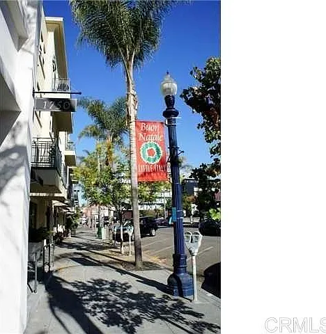 2 bed, 2.5 bath, 1288 sqft, $4,295 — Photo 2