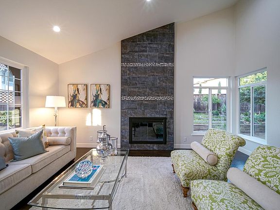 5th image of 1625 Peachwood Pl