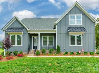 310 Triple Ponds Ct, Clover, SC 29710