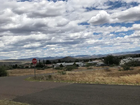 20082 E Longhorn Ln, Mayer, AZ 86333