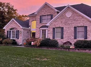 6 Forest Edge Ct, Manahawkin, NJ 08050