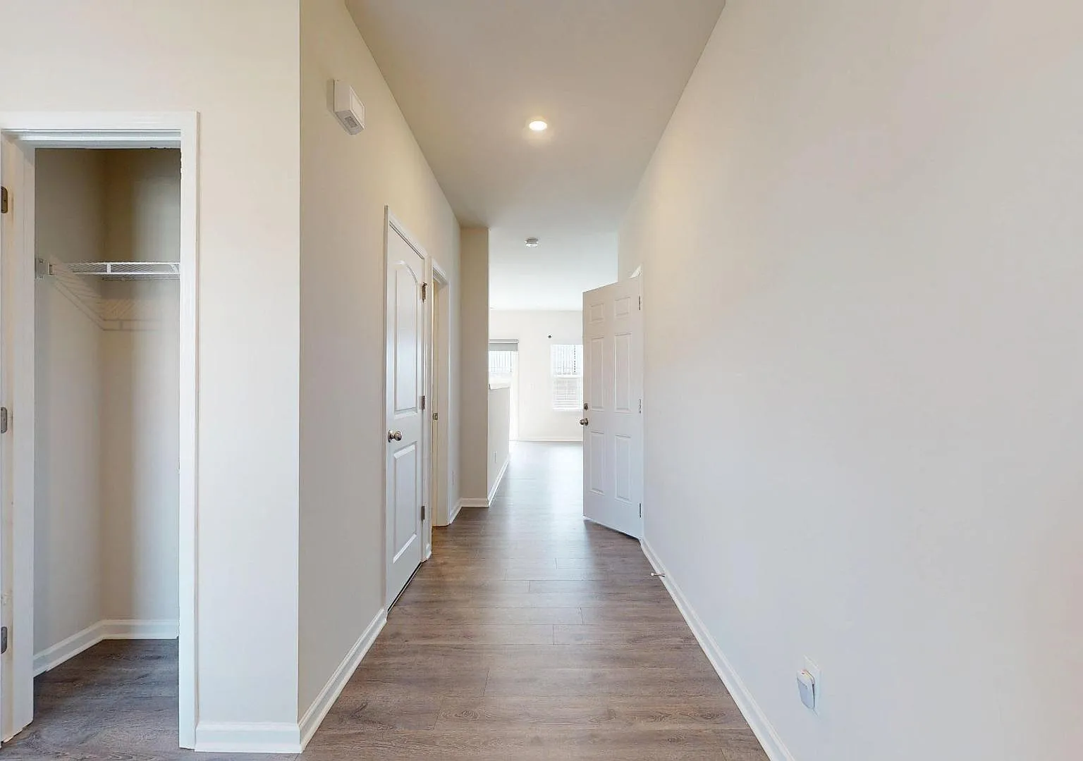 6430 Revolutionary Trl - 6430 Revolutionary Trail — Photo 3