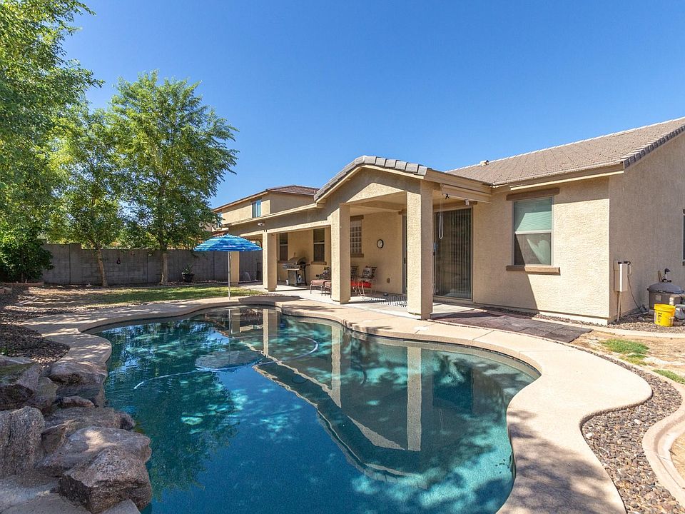 1st image of 1931 W Sawtooth Way