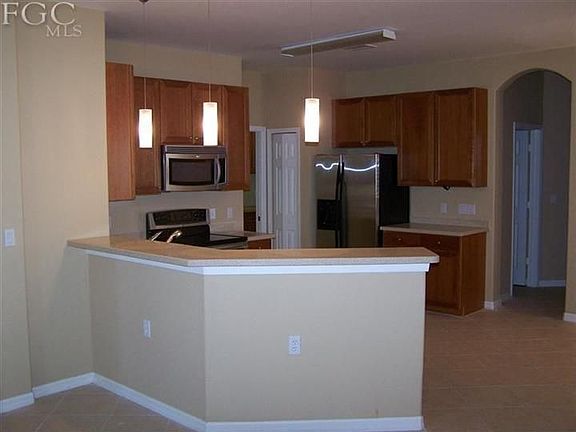 2nd image of 10671 Camarelle Cir