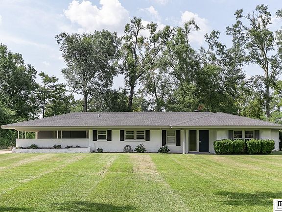 2nd image of 603 Lakeshore Dr