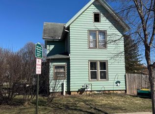 119 10th Ave, New Glarus, WI 53574