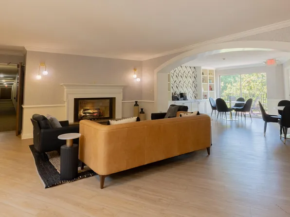 Edina Highland Villa