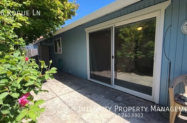 106 Rogue Ln — Photo 16