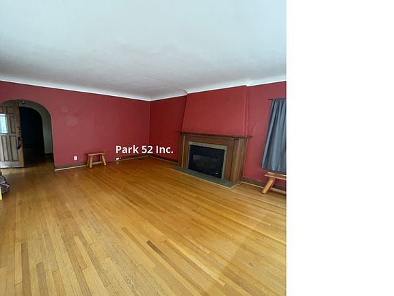 3rd image of 3010 N Puget Sound Ave