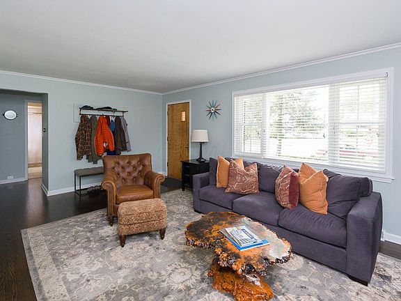 2nd image of 133 Desantis Dr