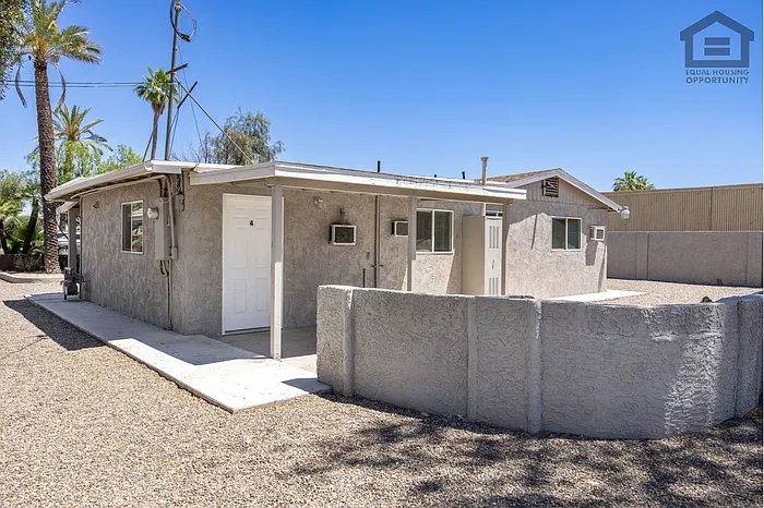 2 bed, 1.0 bath, 711 sqft, $749 — Photo 4