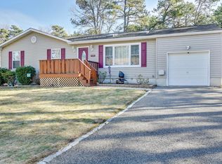 708 Gladstone St, Toms River, NJ 08757