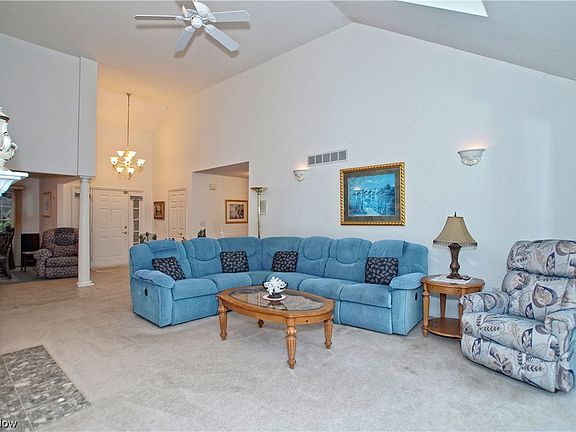 2nd image of 9373 Wallingford Dr