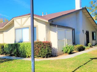 9001 Paddington Dr, Riverside, CA 92503