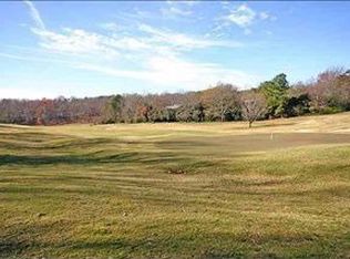 27 Honeybee Ln, Taylors, SC 29687