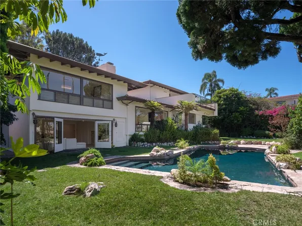 988 Via Rincon, Palos Verdes Estates, CA 90274