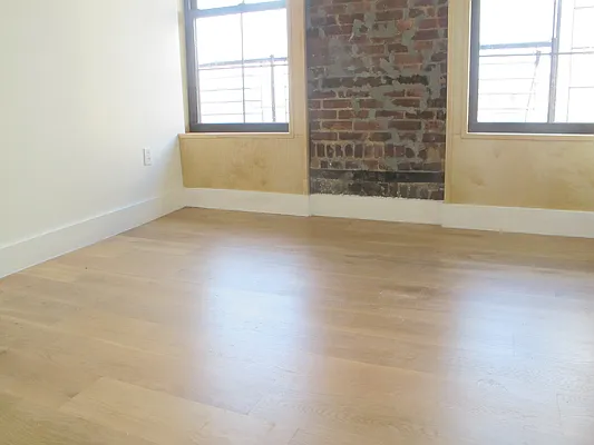 Rented by P Management | media 12