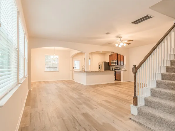 14623 Roaring Fork Ln, Houston, TX 77095