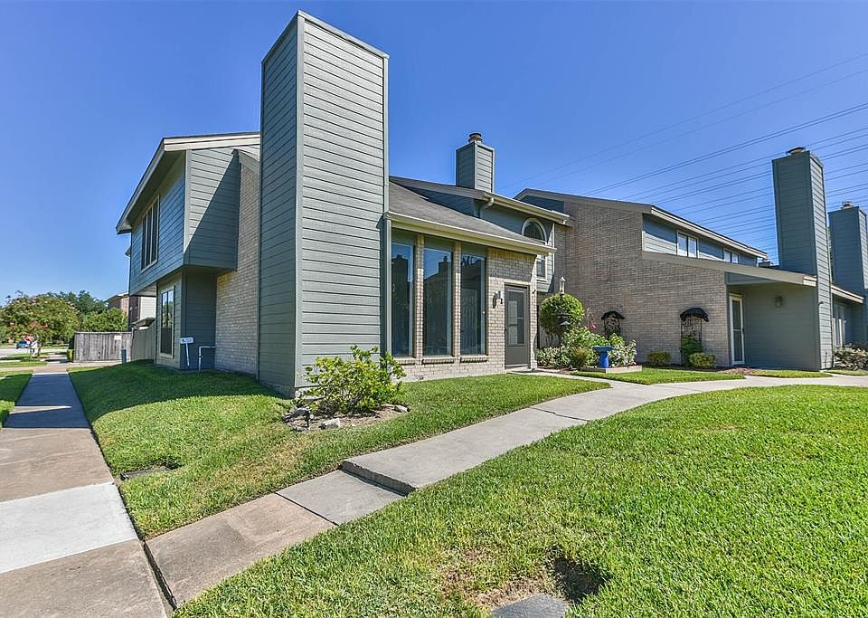 10811 Greenwillow Dr Houston TX | Zillow