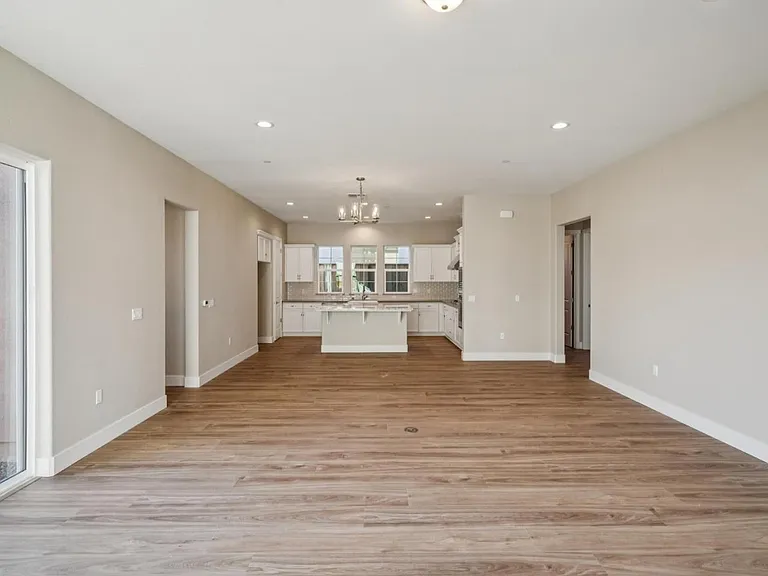 3068 El Capitan Dr — Photo 13