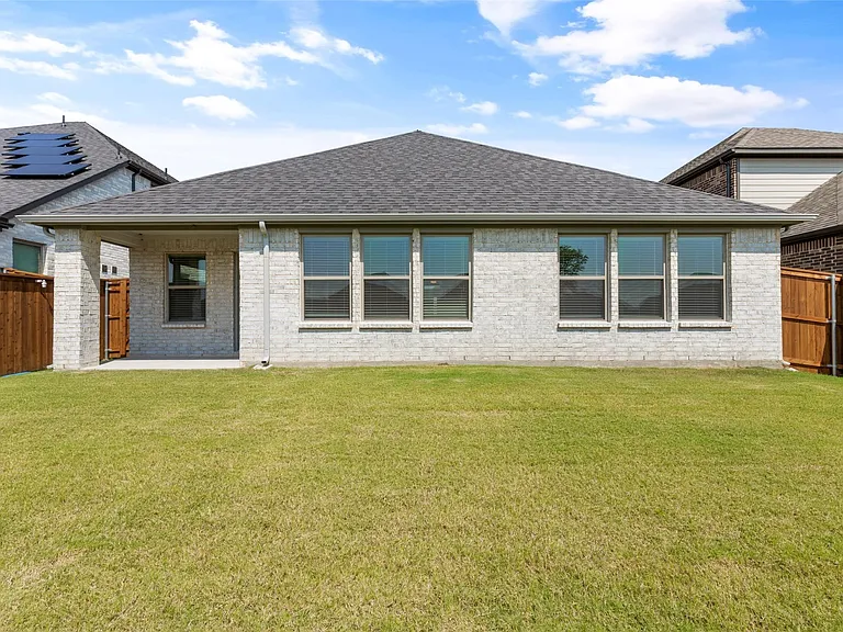 216 Arrow Wood Rd — Photo 12
