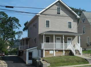 852 Bank St SIDE D, New London, CT 06320
