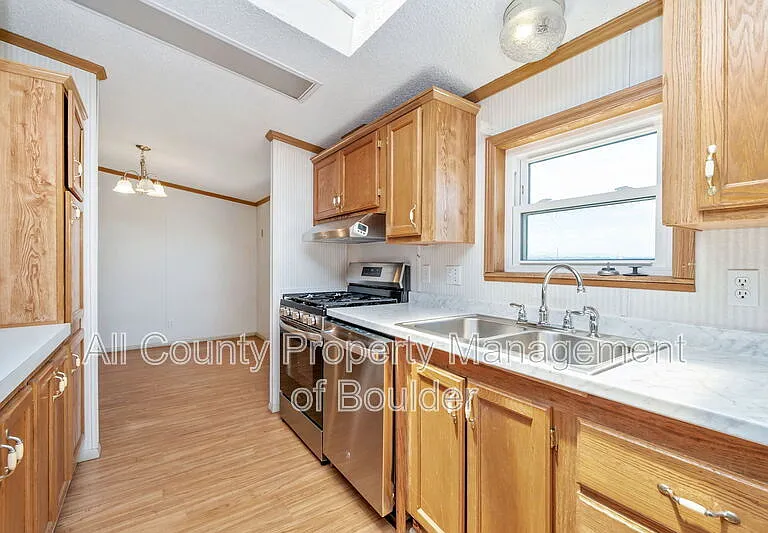 10503 Isabelle Rd — Photo 7