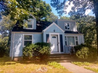 214 Anton Dr, Bridgeport, CT 06606