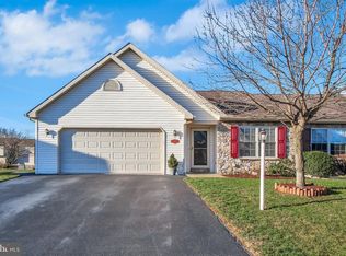 2024 Weeping Willow Ln, Mount Joy, PA 17552