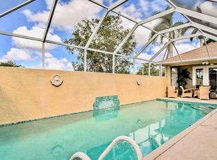 602 109th Ave N, Naples, FL 34108