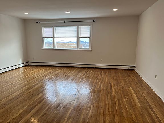 3rd image of 87 Catskill Ave Floor 2