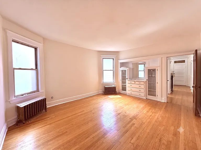 2535 W Eastwood Ave #2 — Photo 6