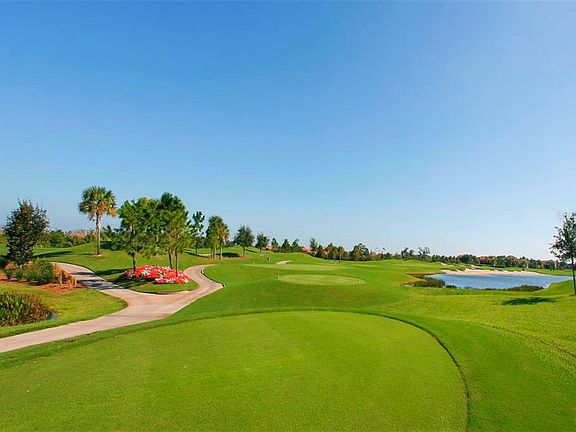 Home For Sale In Lakewood Ranch