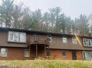 1550 Astolat Rd, Effort, PA 18330