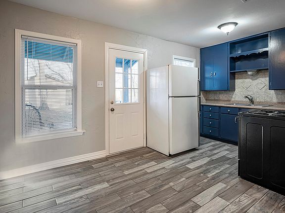 5th image of 3114 Elm Park