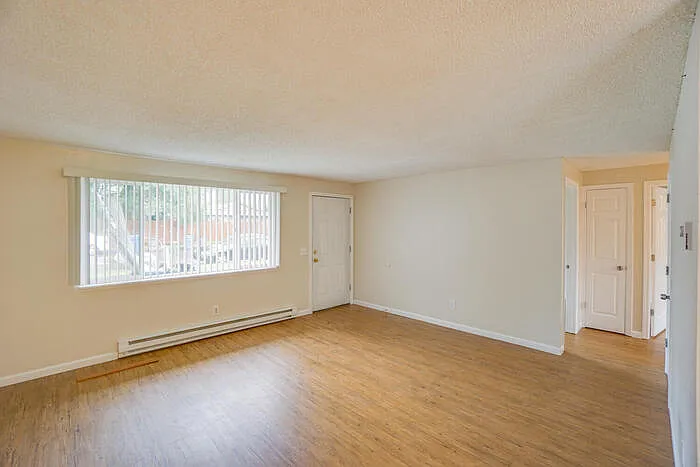 2 bed, 1.0 bath, 850 sqft, $1,395 — Photo 3