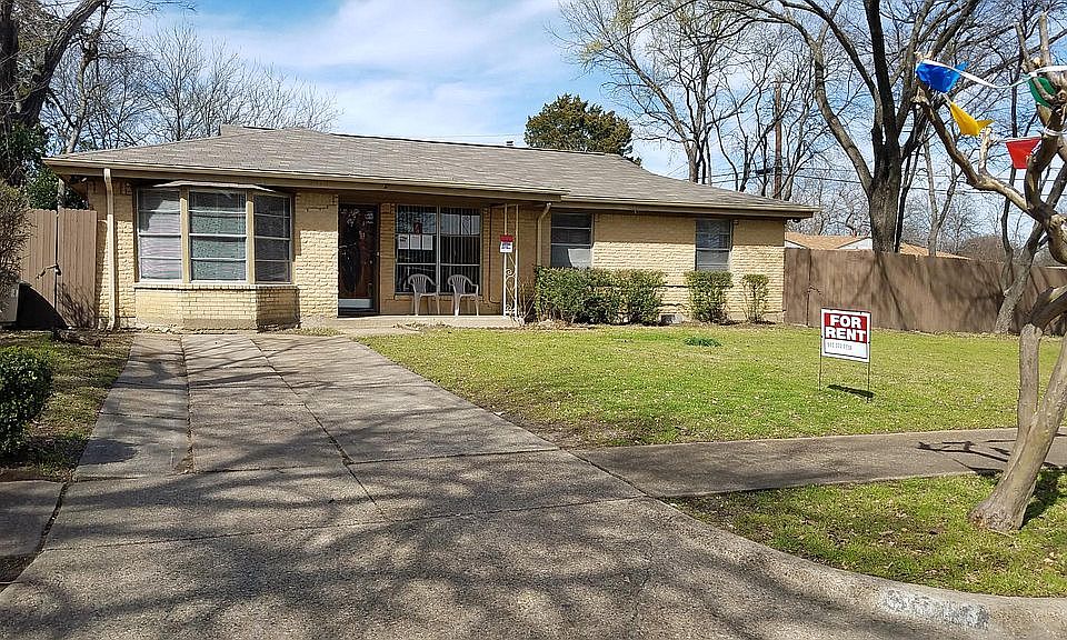 Charming home on oversized lot with large mature shade trees in both front and back yard. Off street parking.