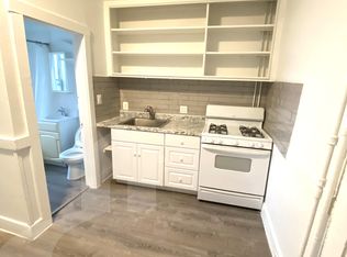 150 5th St #1L, Cambridge, MA 02141