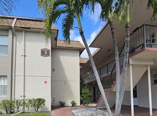 504 Davis Rd APT 96, Palm Springs, FL 33461