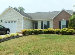 4820 Lance Ridge Ln, Winston Salem, NC 27127