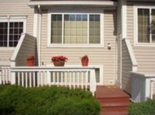 317 Fieldstone Ct, Bolingbrook, IL 60440