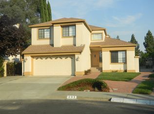 293 Woodstock Cir, Vacaville, CA