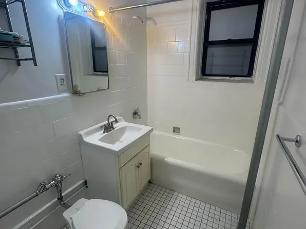 78-08 Woodside Avenue image 10 of 11