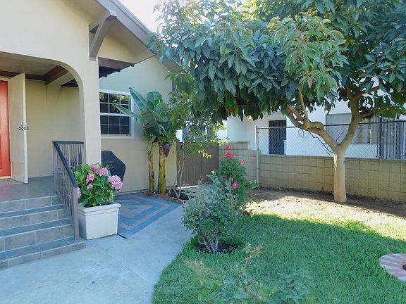 EXTERIOR PIC #4