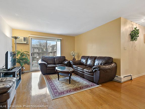 2nd image of 973 Crimson Ct APT 201